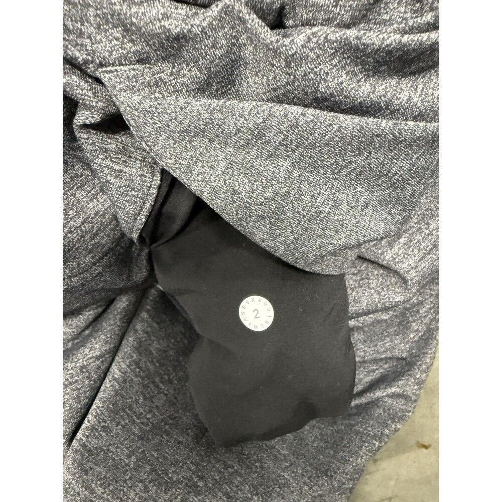 Lululemon On The Fly Pant 28" Heathered Black Gray Full-On® Luxtreme. Sz 2 - Picture 10 of 13